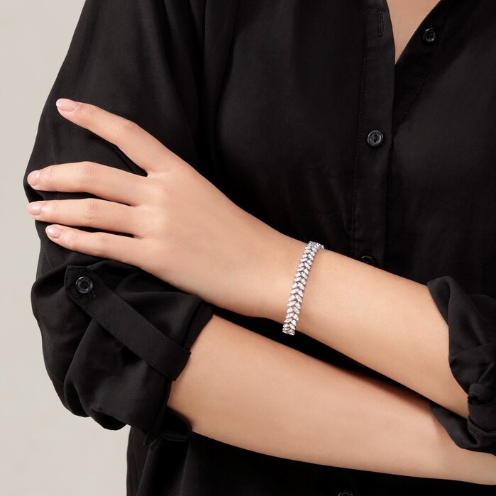 Aerial Dewdrop Double Line Bracelet