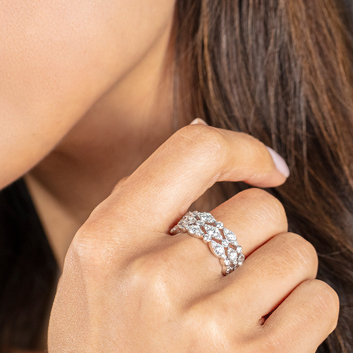 HOF Bezel Regal Triple Ring