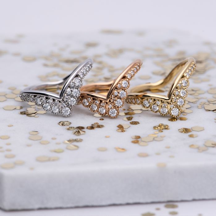 Behati Silhouette Power Band