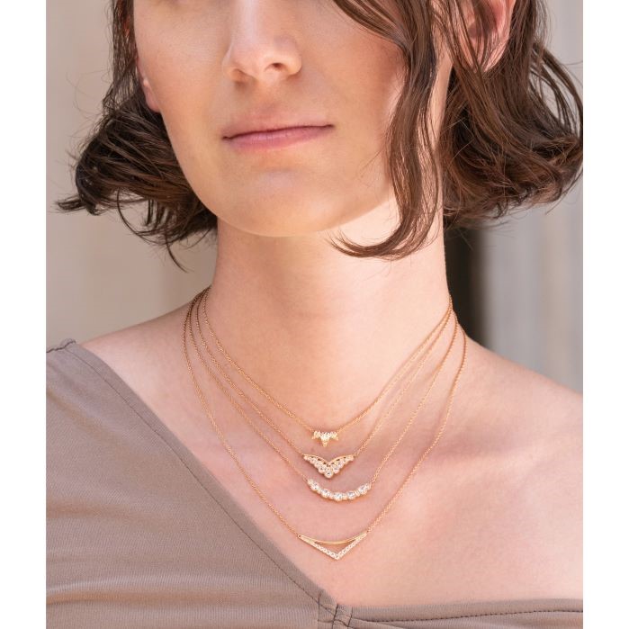 Behati Silhouette Power Pendant