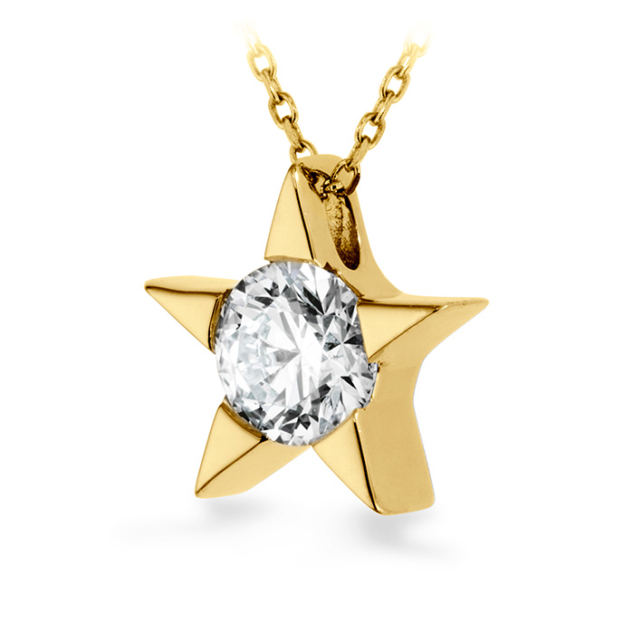 Illa Pendant Necklace