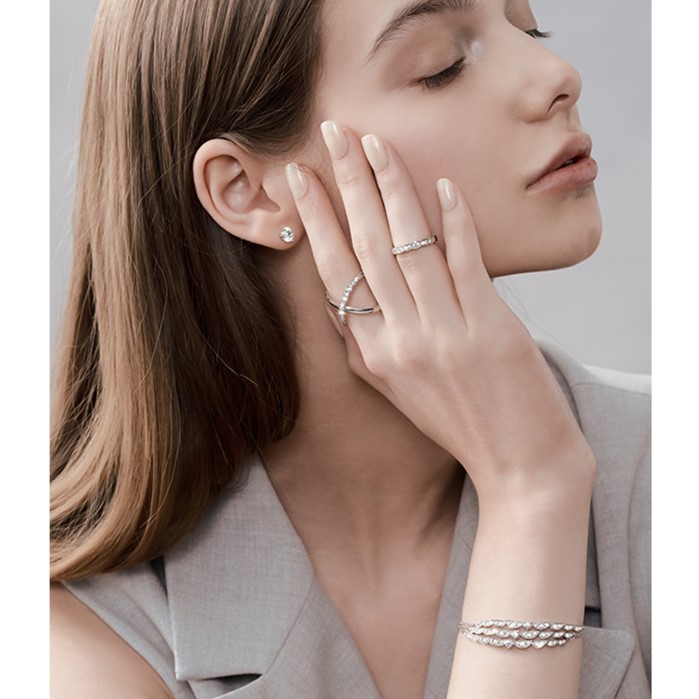 Lorelei Criss Cross Ring
