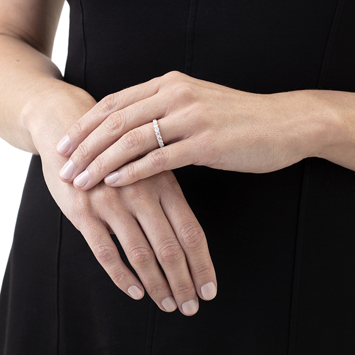 Signature 7 Stone Band