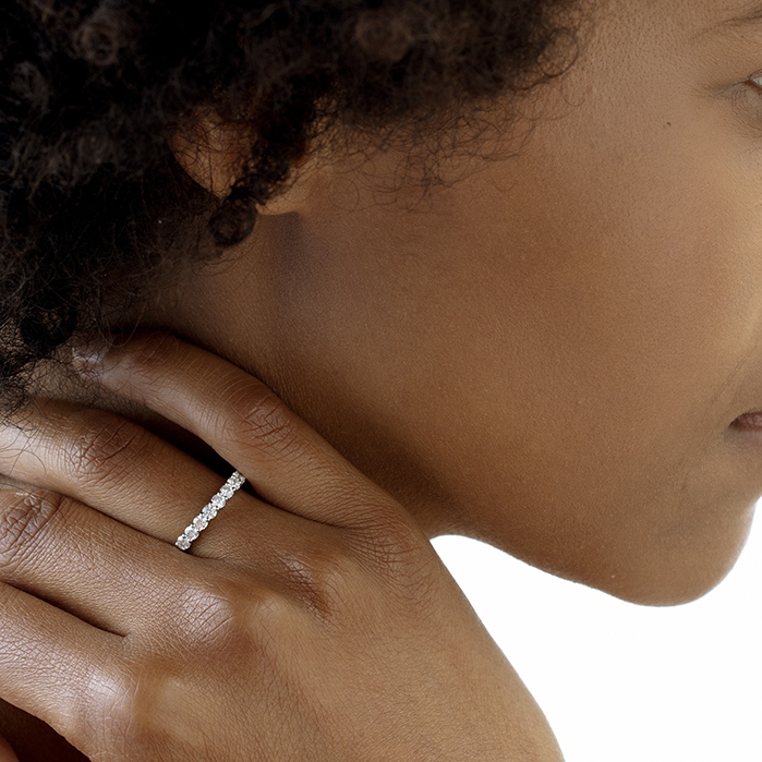 Signature 9 Stone Band