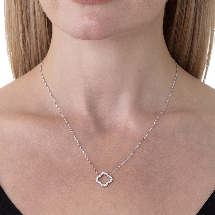 Signature Petal Pendant Medium