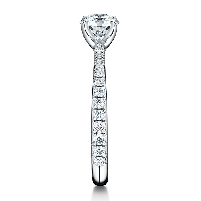Vela Solitatire Ring with Diamond Band