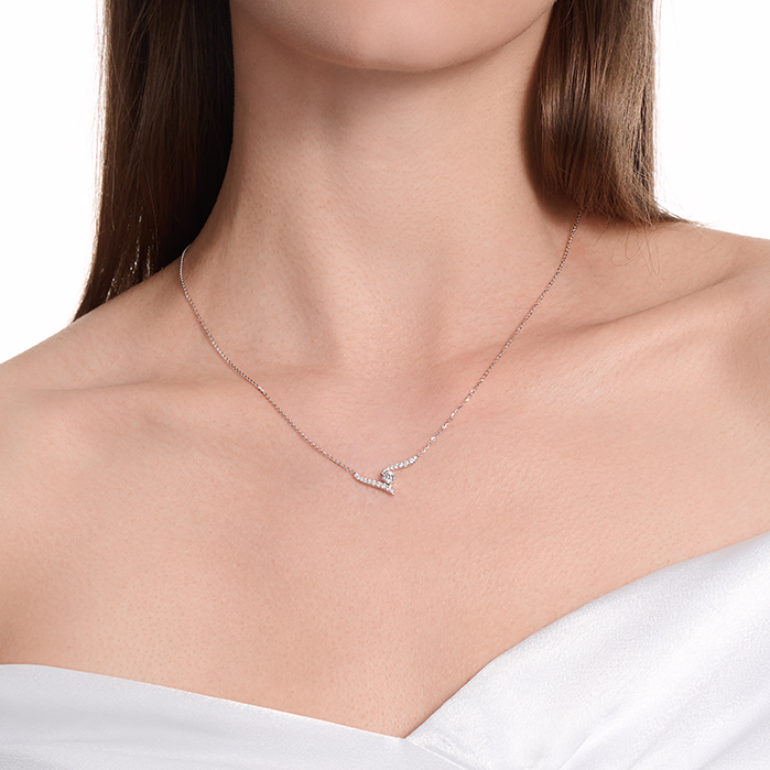 Vela Crossover Pendant