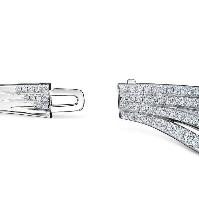 Vela French Cut Pavé Bangle