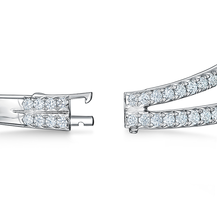 Vela Triple Row Pavé Bangle